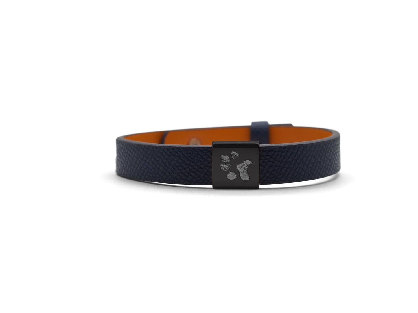 Lederarmband mit Edelstahlcharm